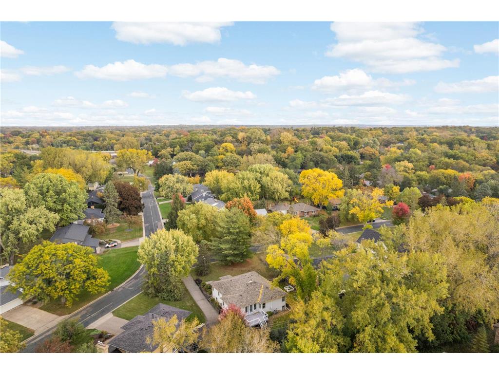 4545 Douglas Avenue Golden Valley MN 55416 7031668 image38