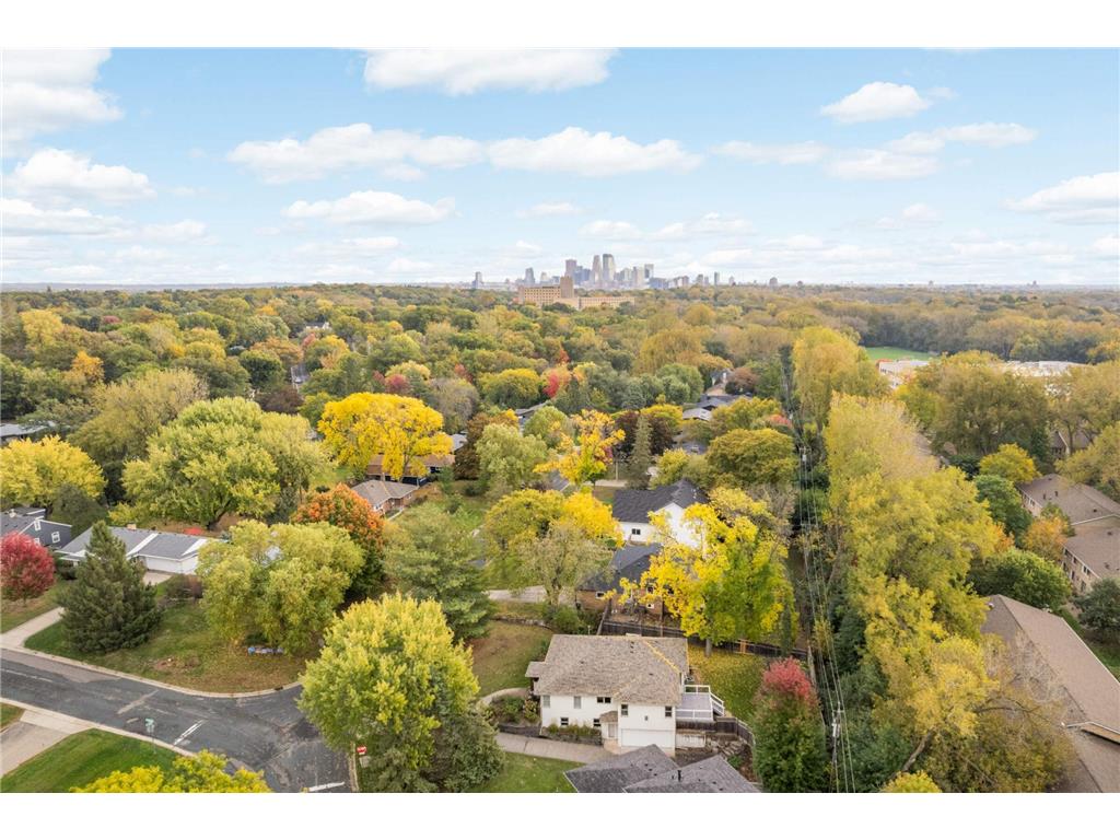 4545 Douglas Avenue Golden Valley MN 55416 7031668 image4