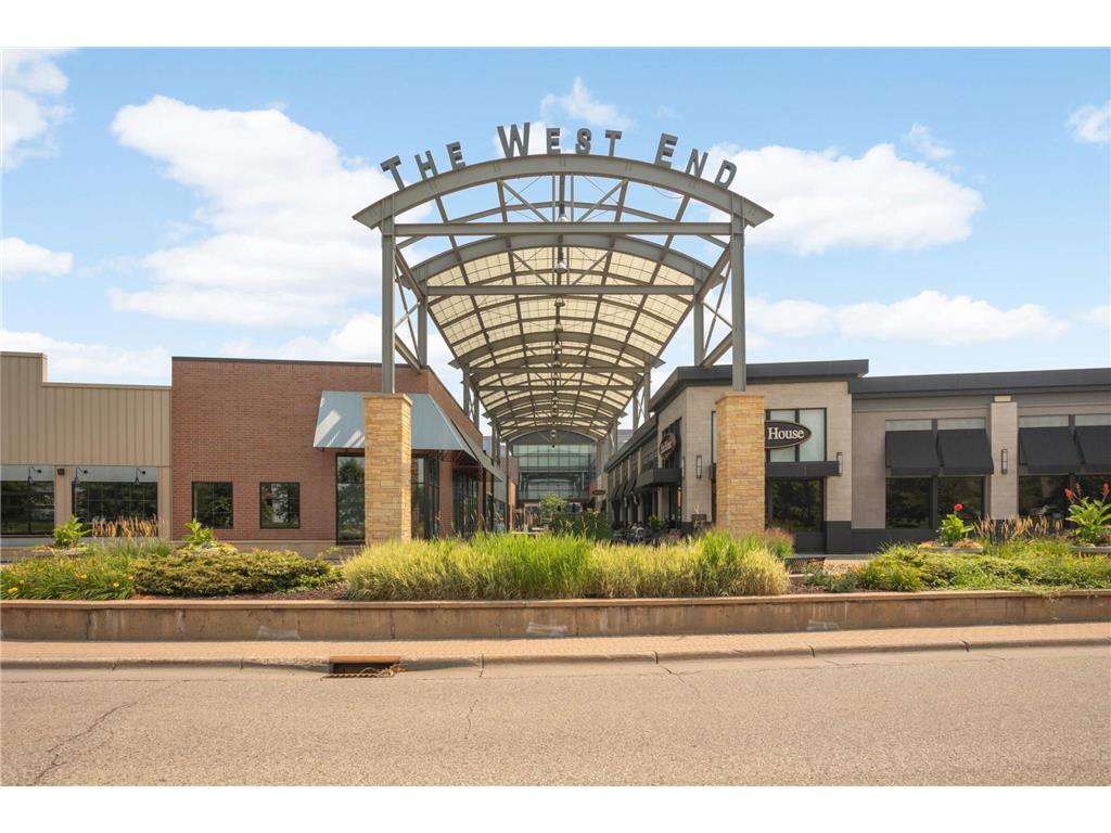 4545 Douglas Avenue Golden Valley MN 55416 7031668 image40