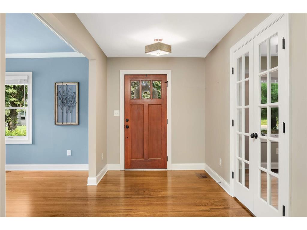 4545 Douglas Avenue Golden Valley MN 55416 7031668 image7