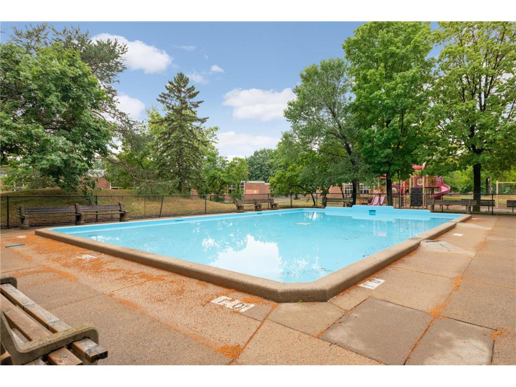 4546 Newton Avenue N Minneapolis MN 55412 7071271 image25