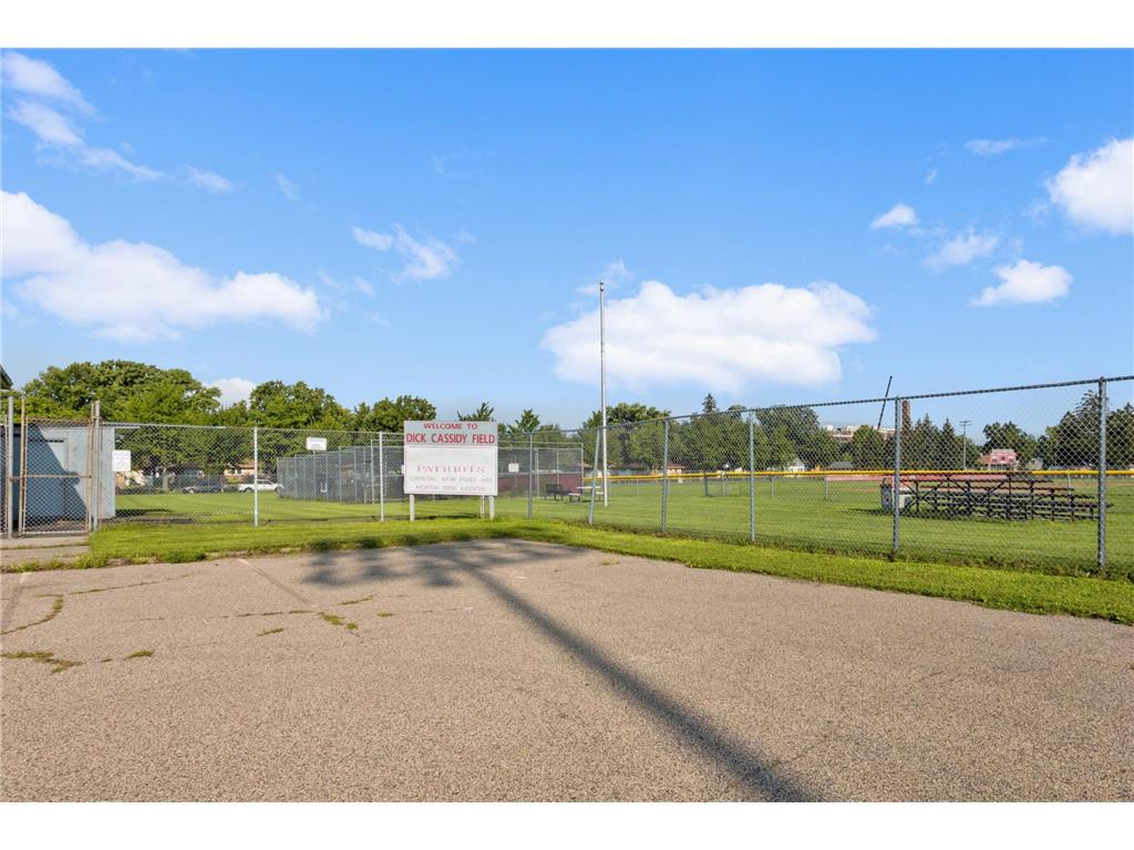 4546 Newton Avenue N Minneapolis MN 55412 7071271 image26