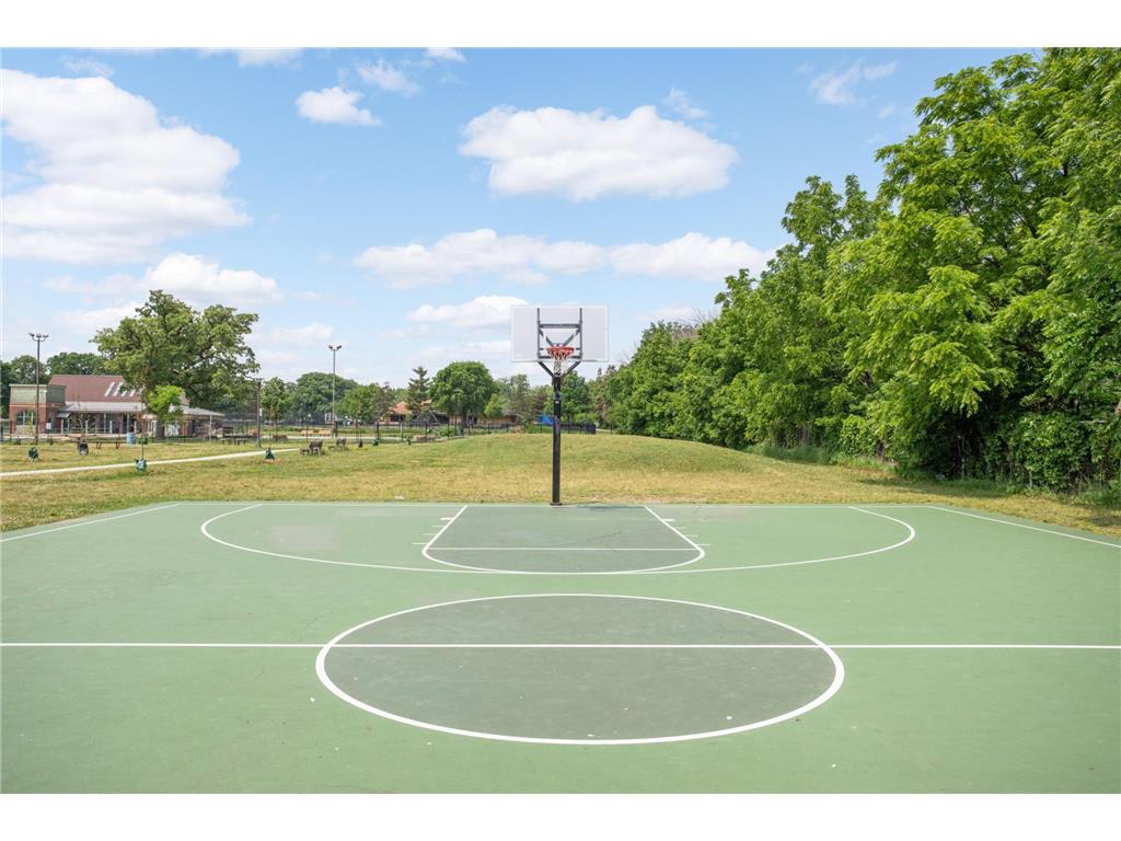 4546 Newton Avenue N Minneapolis MN 55412 7071271 image39
