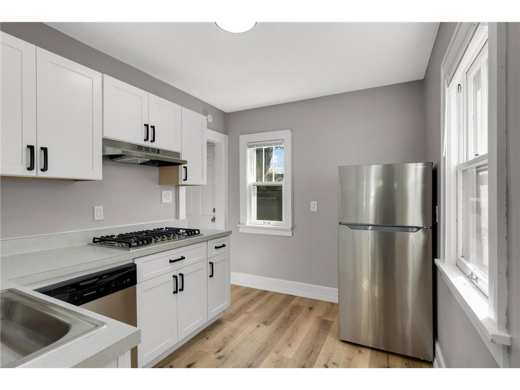 4546 Newton Avenue N Minneapolis MN 55412 7071271 image5