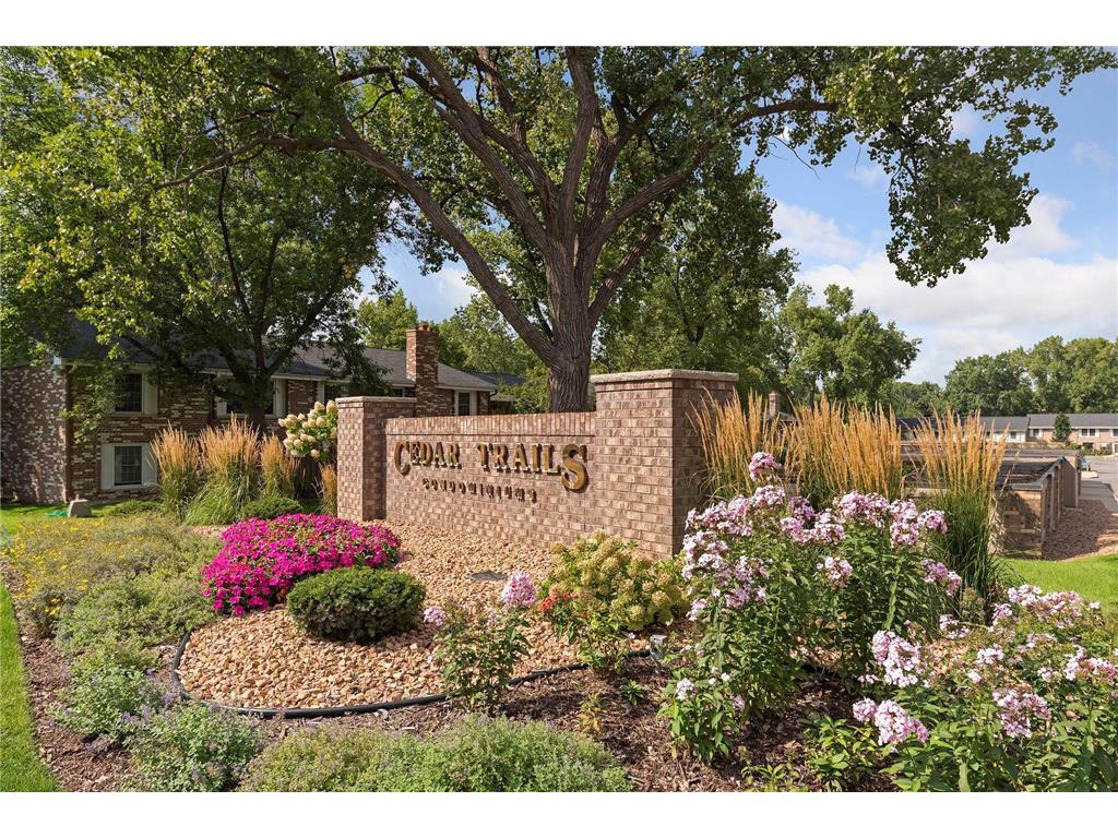 4548 Cedar Lake Road S #5 Saint Louis Park MN 55416 6393337 image1