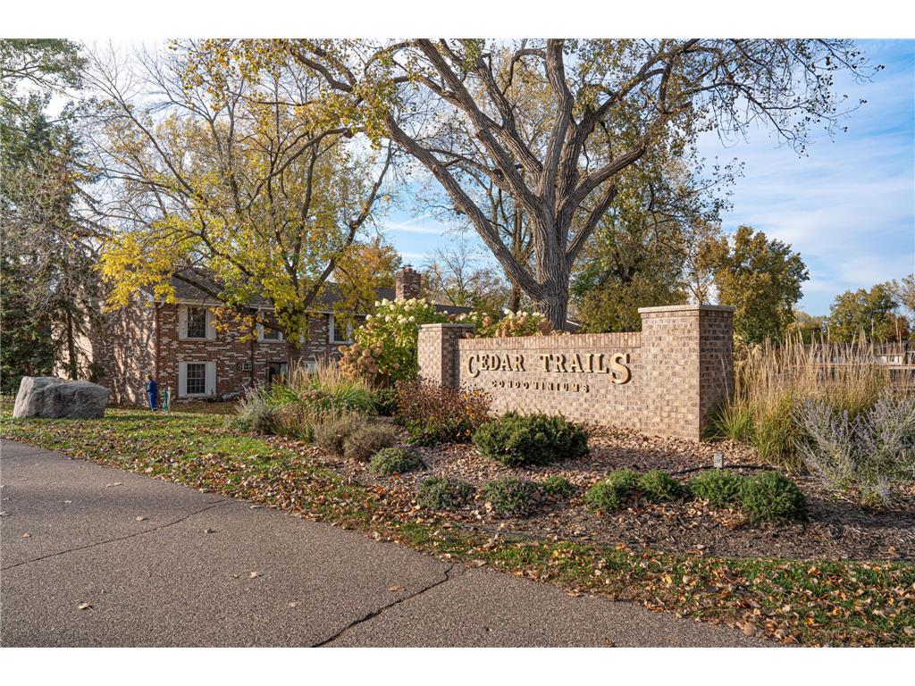 4548 Cedar Lake Road S #6 Saint Louis Park MN 55416 7046806 image1