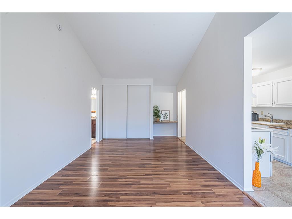 4548 Cedar Lake Road S #6 Saint Louis Park MN 55416 7046806 image12
