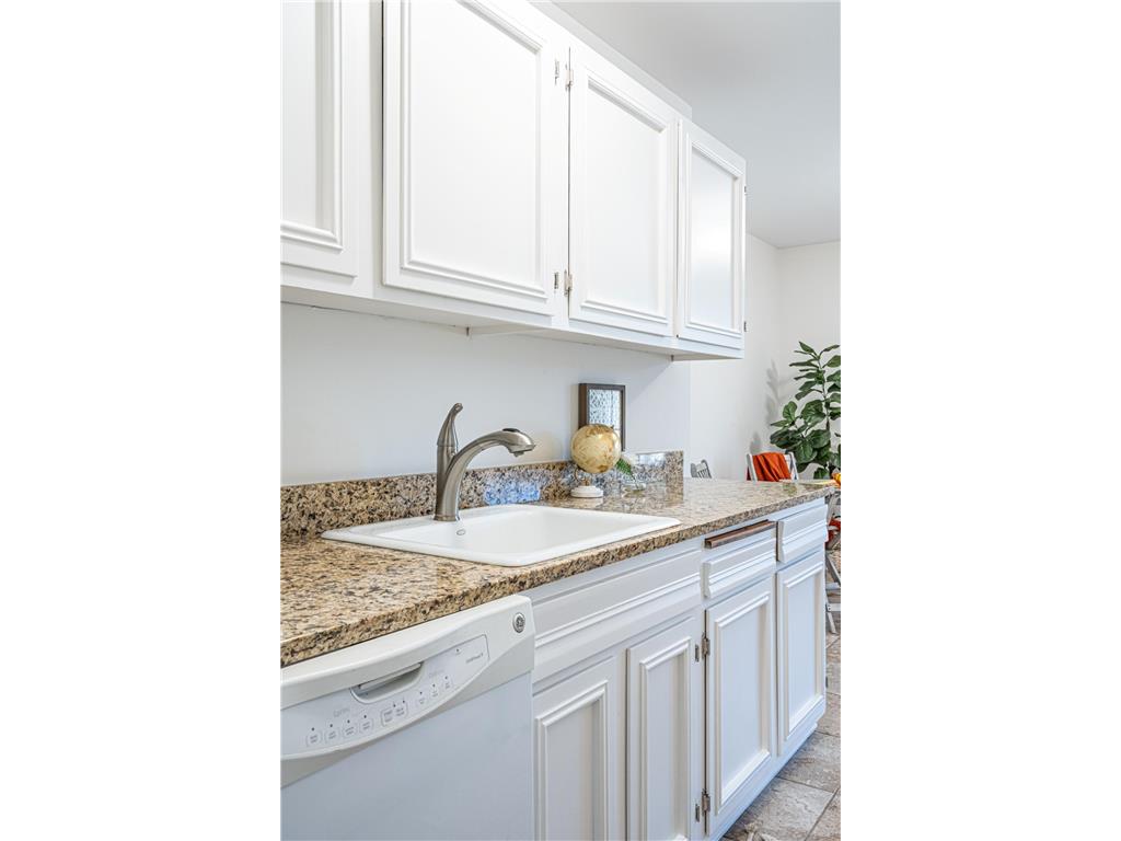 4548 Cedar Lake Road S #6 Saint Louis Park MN 55416 7046806 image5