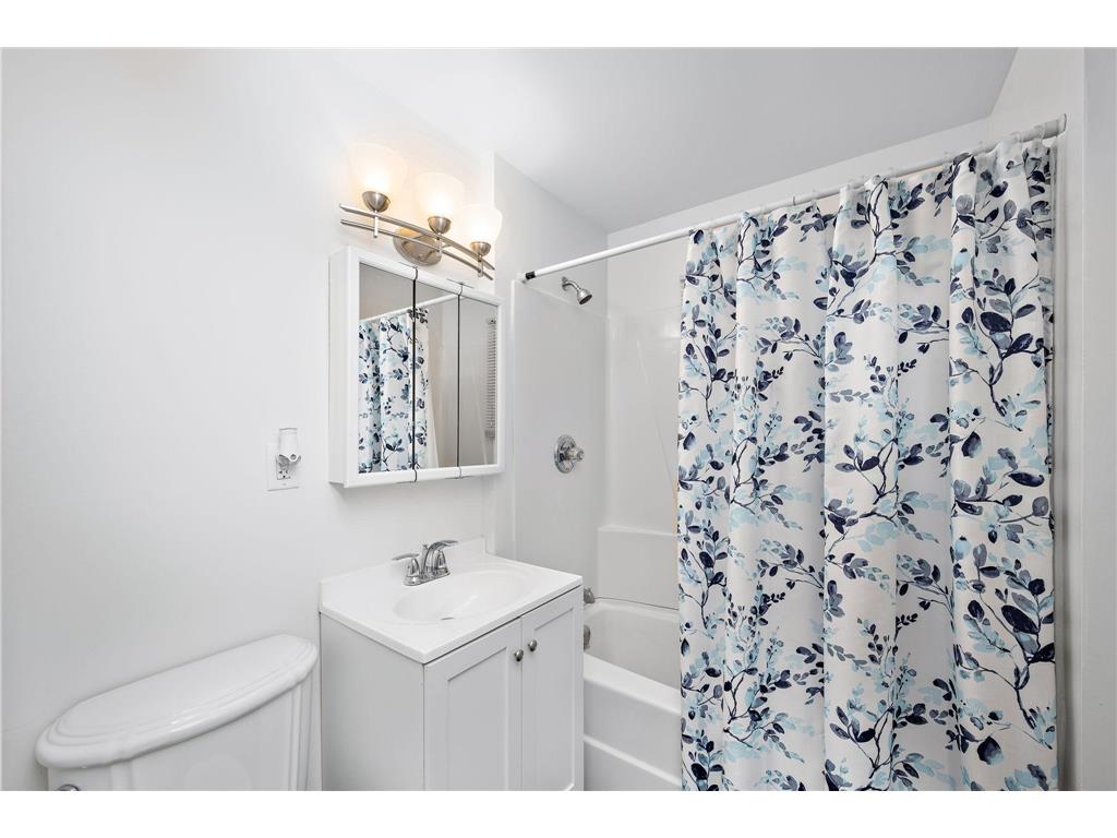 4549 Wentworth Avenue Minneapolis MN 55419 7070078 image11
