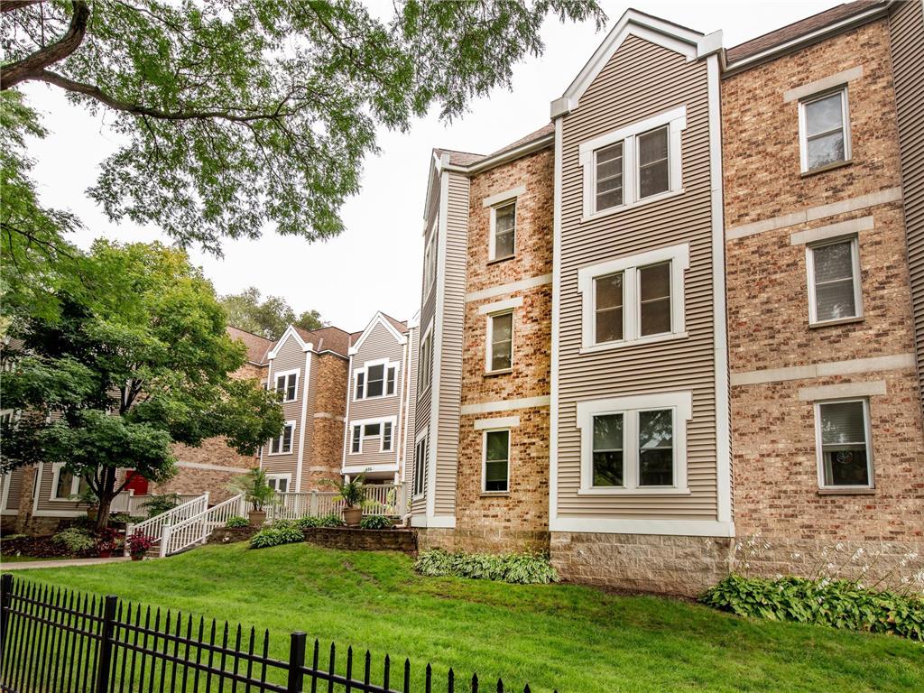 455 Dayton Avenue #209 Saint Paul MN 55102 6447715 image1