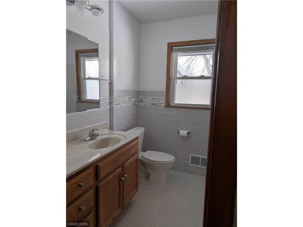 455 Griffith Street Saint Paul MN 55106 7012454 image11