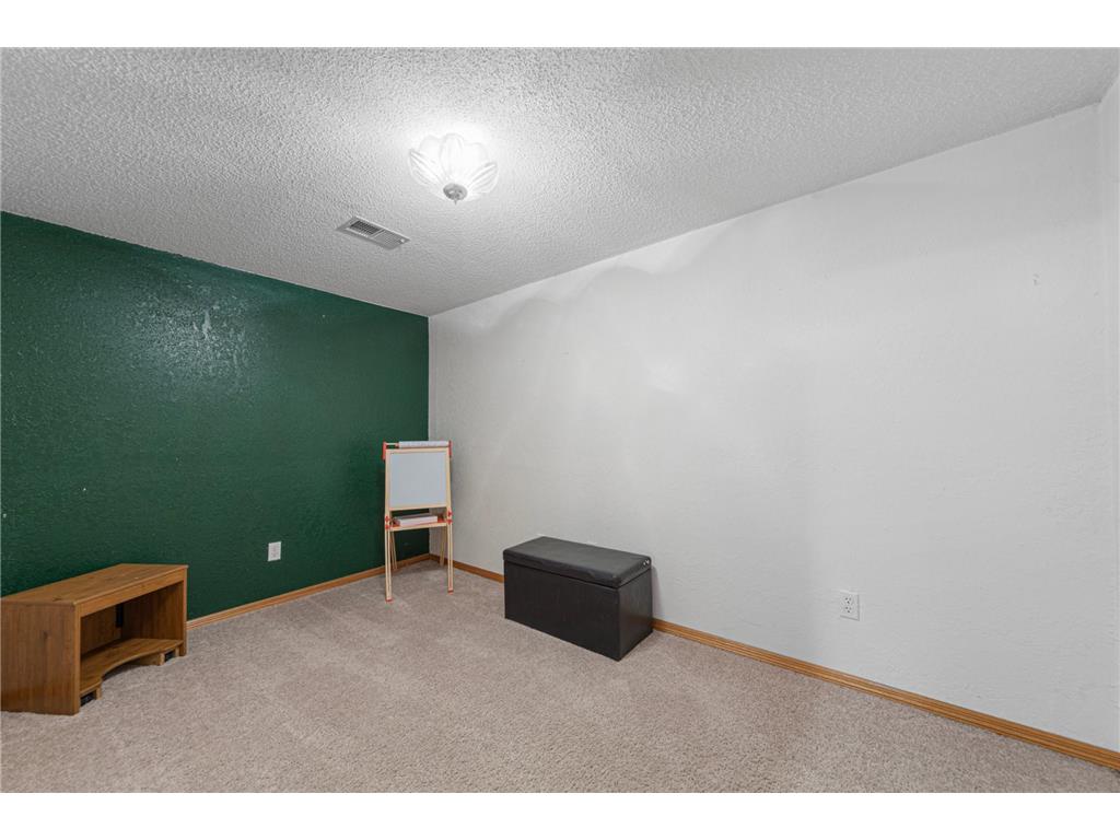 455 Maple Lawn Avenue Faribault MN 55021 7100890 image24