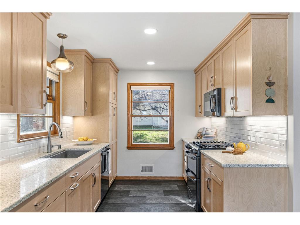 455 S Owasso Boulevard W Roseville MN 55113 - Owasso 6817057 image13