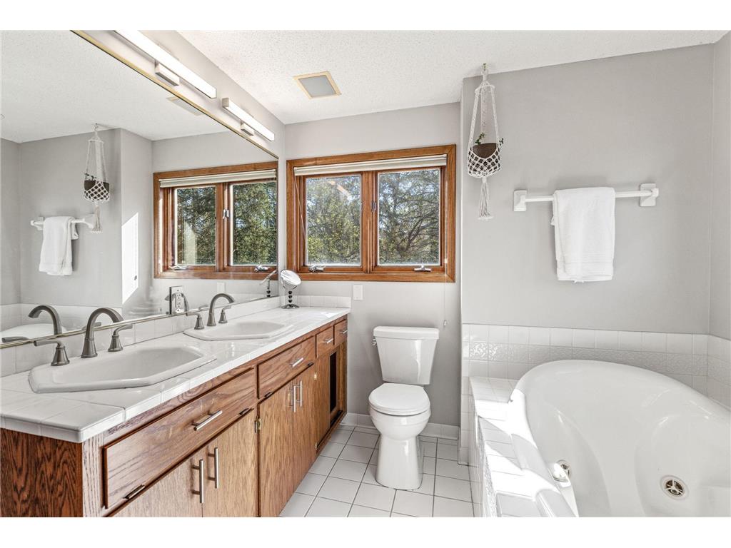 455 S Owasso Boulevard W Roseville MN 55113 - Owasso 6817057 image32