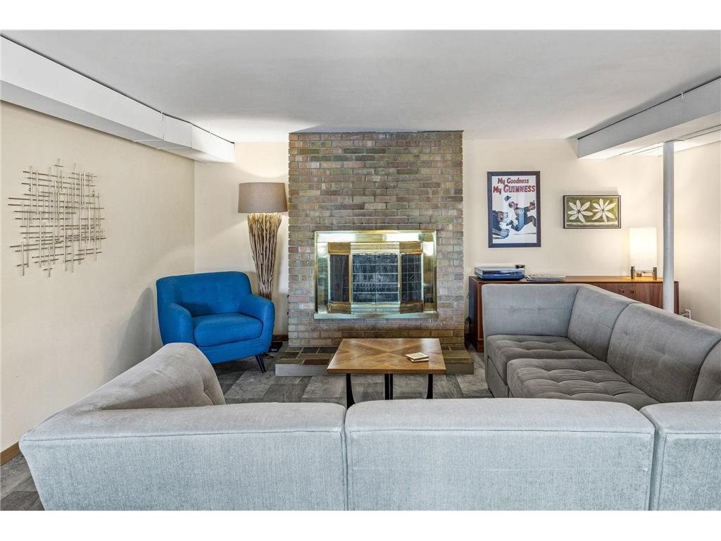 455 S Owasso Boulevard W Roseville MN 55113 - Owasso 6817057 image33