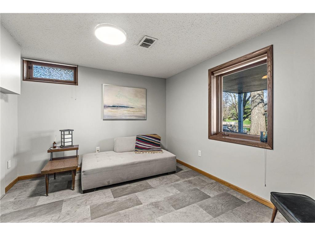 455 S Owasso Boulevard W Roseville MN 55113 - Owasso 6817057 image38