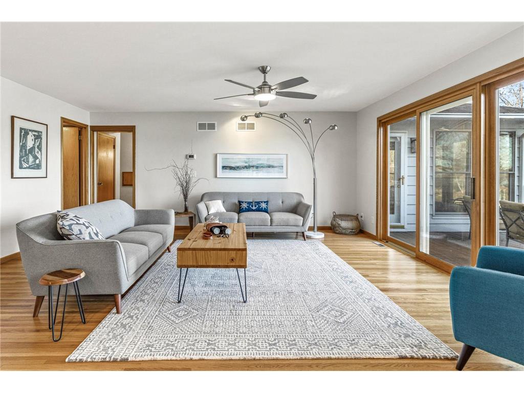 455 S Owasso Boulevard W Roseville MN 55113 - Owasso 6817057 image7