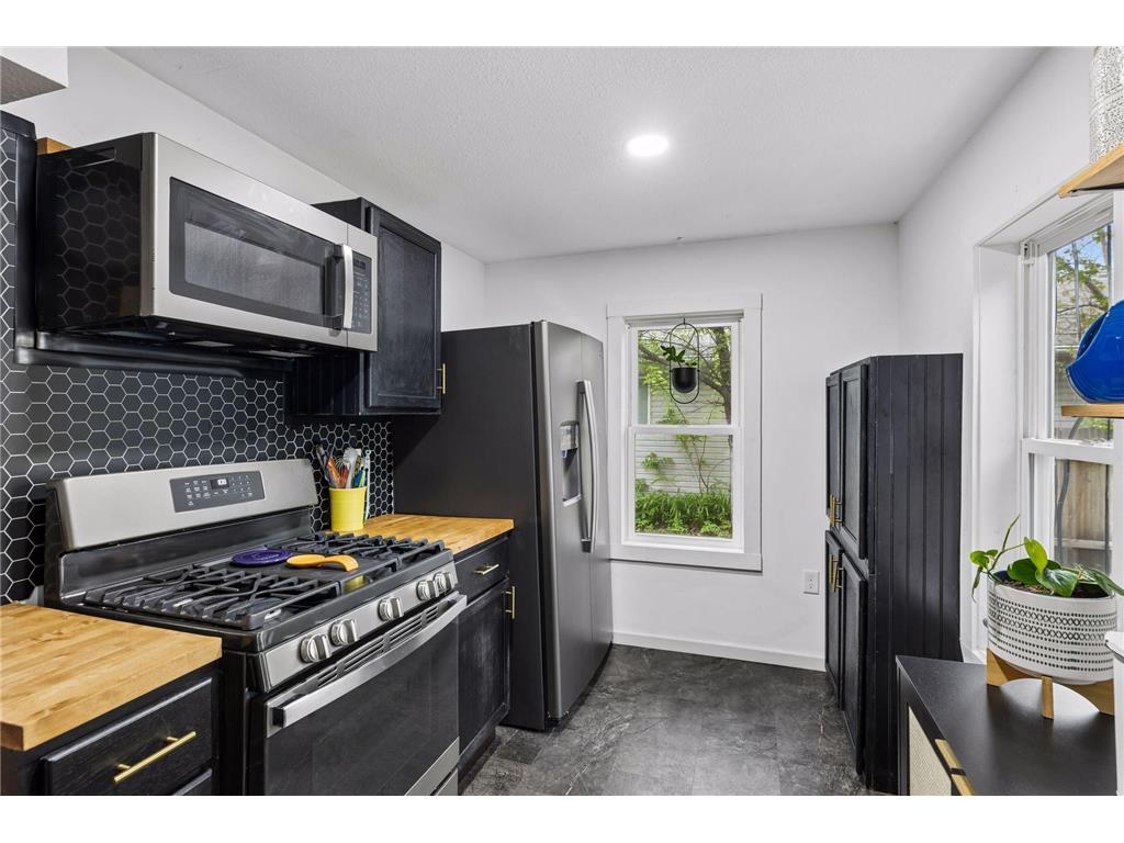 4550 Morgan Avenue N Minneapolis MN 55412 7048262 image17
