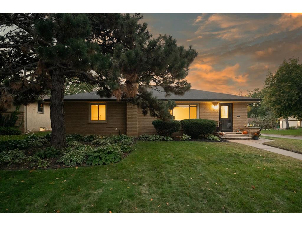 4551 Beard Avenue N Robbinsdale MN 55422 6507981 image1