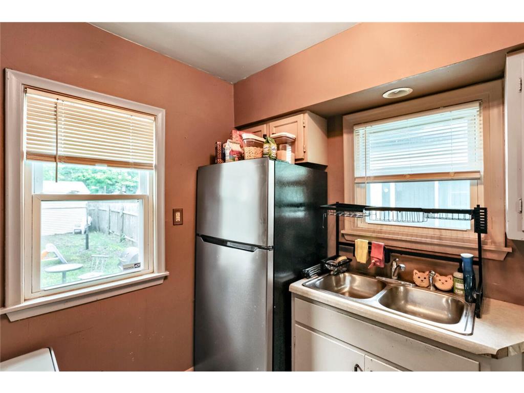 4552 Penn Avenue N Minneapolis MN 55412 7081254 image14