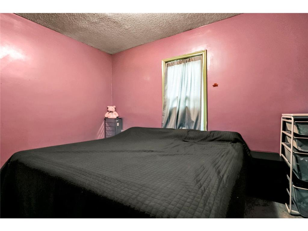 4552 Penn Avenue N Minneapolis MN 55412 7081254 image15