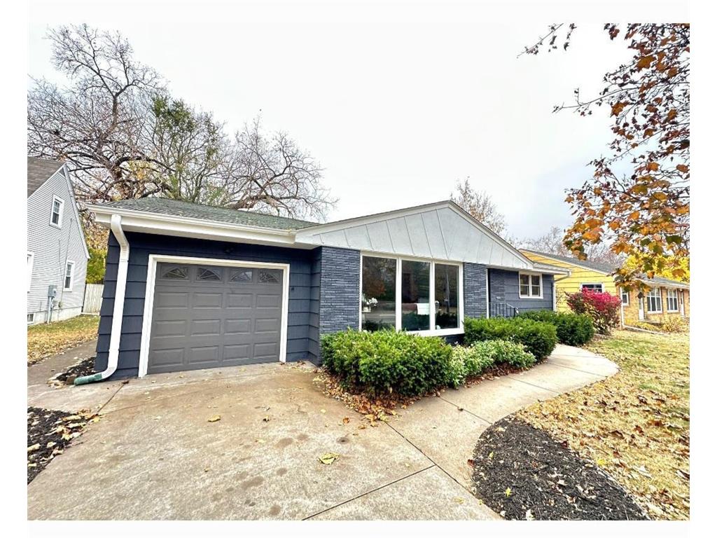 4553 Douglas Drive N Crystal MN 55422 6654803 image1