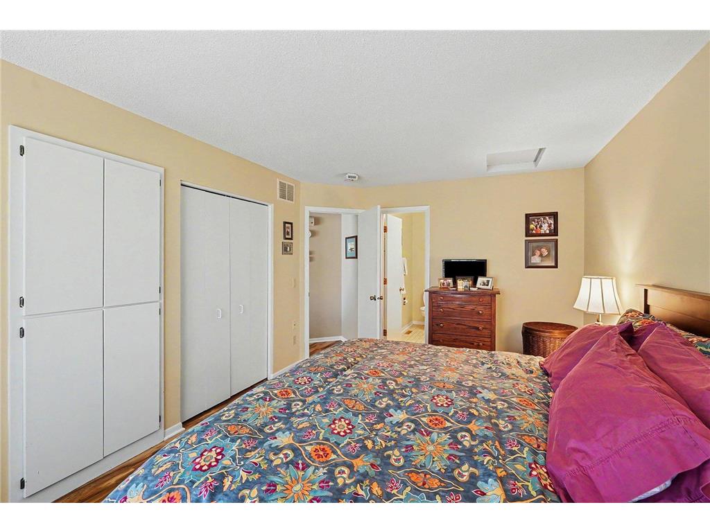 4555 Niagara Lane N Plymouth MN 55446 7069998 image14