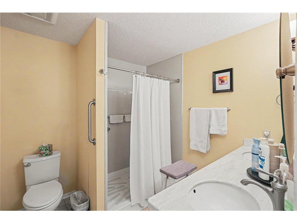 4555 Niagara Lane N Plymouth MN 55446 7069998 image15