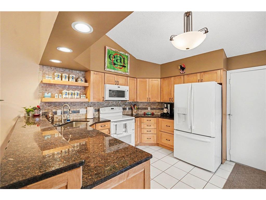 4555 Niagara Lane N Plymouth MN 55446 7069998 image7