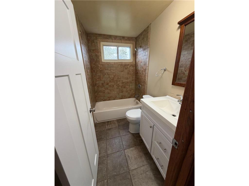 4556 Fillmore Street NE Columbia Heights MN 55421 7074057 image8