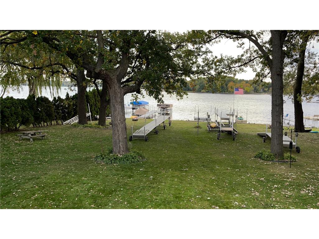 4556 Highway 61 N White Bear Lake MN 55110 - White Bear 6457788 image1