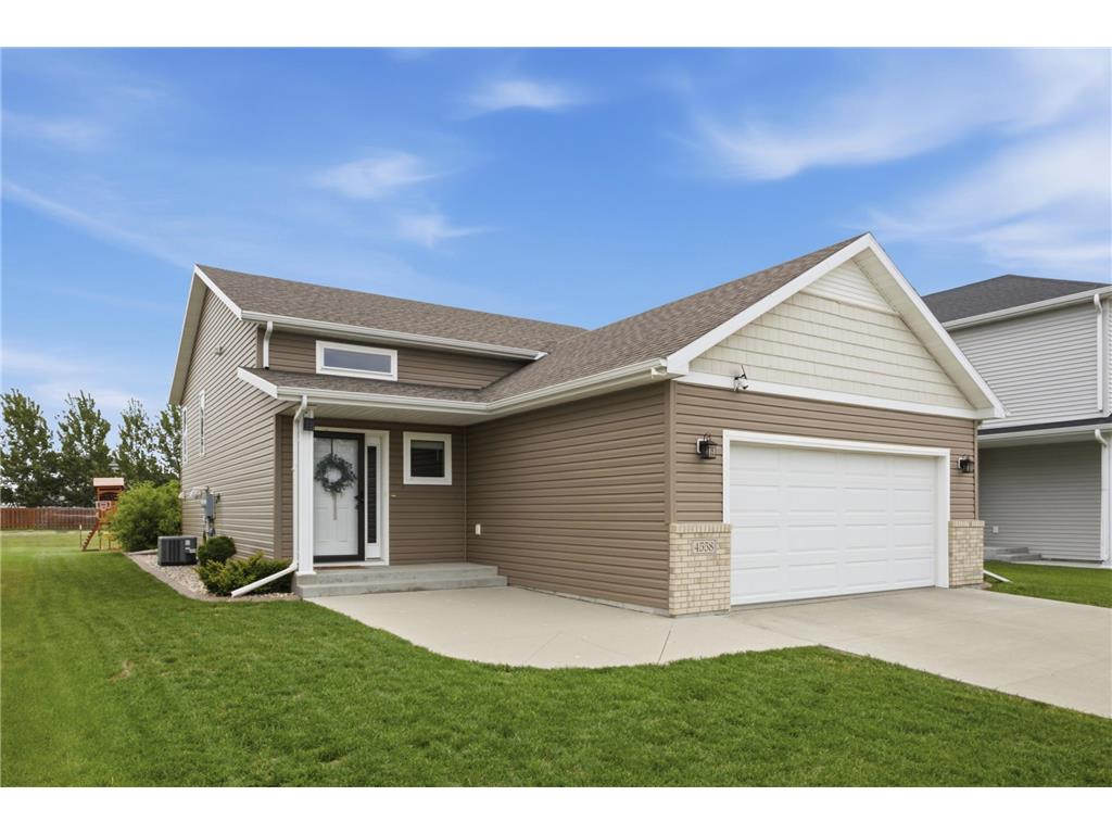 4558 13th Street S Moorhead MN 56560 7102690 image2