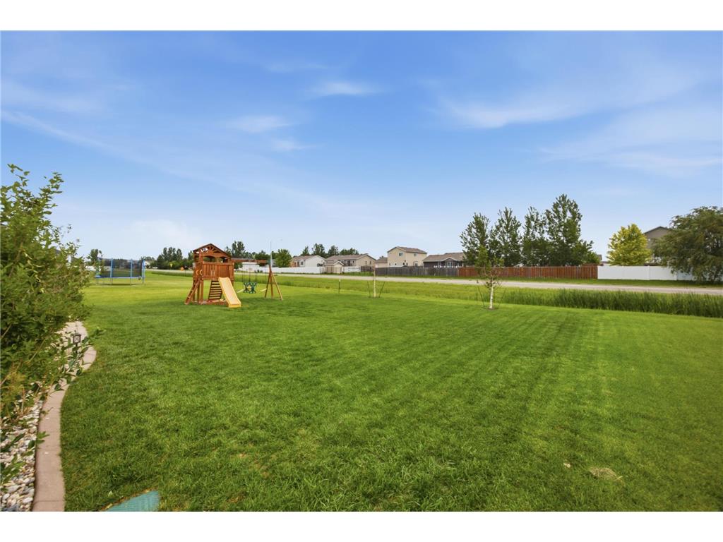 4558 13th Street S Moorhead MN 56560 7102690 image32