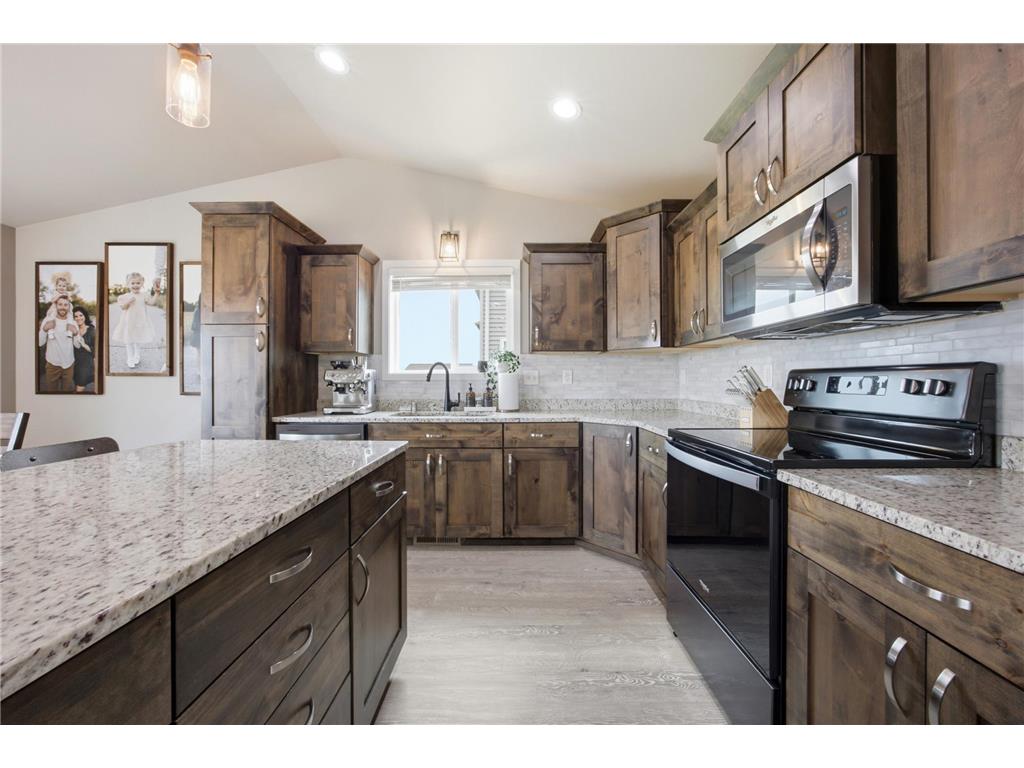 4558 13th Street S Moorhead MN 56560 7102690 image9