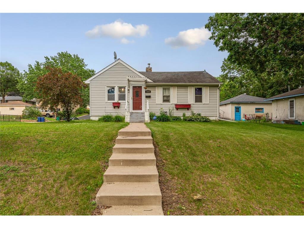 4559 Washington Street NE Columbia Heights MN 55421 6721029 image1