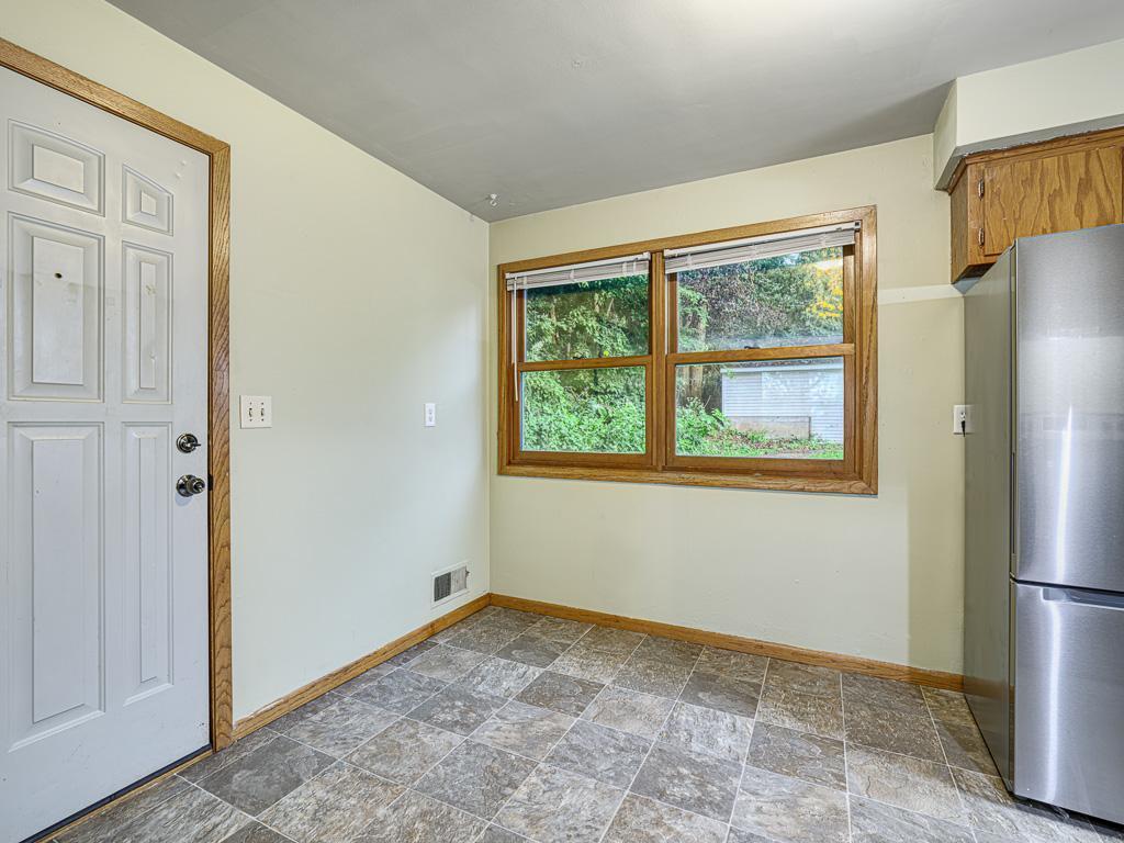 456 10th Avenue S South Saint Paul MN 55075 7001243 image4