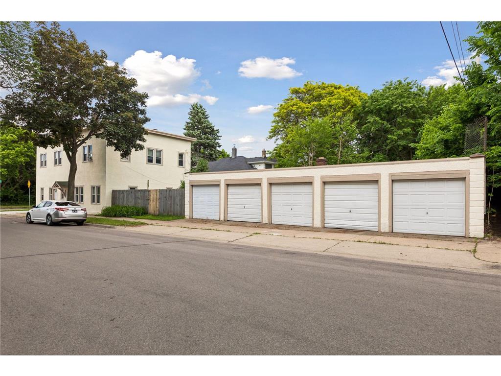 456 Buchanan Street NE Minneapolis MN 55413 7087862 image8