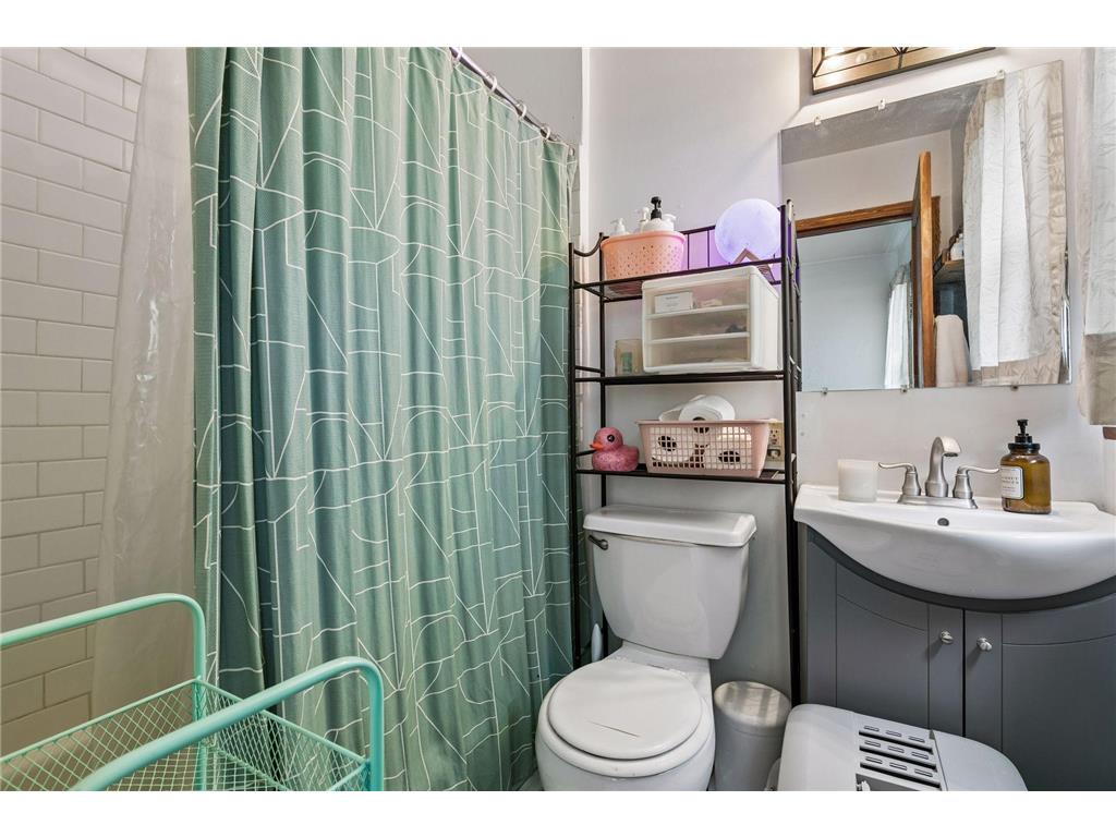 456 Buchanan Street NE Minneapolis MN 55413 7087862 image9