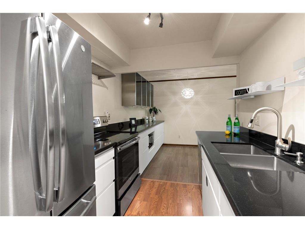 456 Summit Avenue #201 Saint Paul MN 55102 6677075 image1