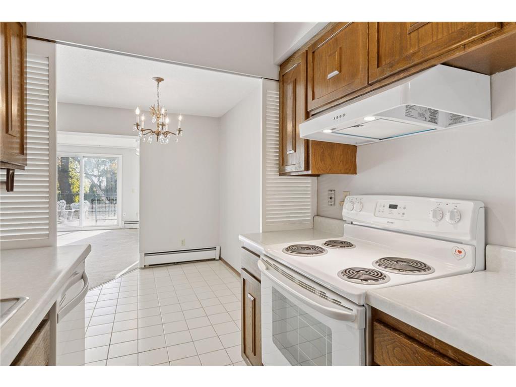 456 Summit Avenue #203 Saint Paul MN 55102 7035938 image23