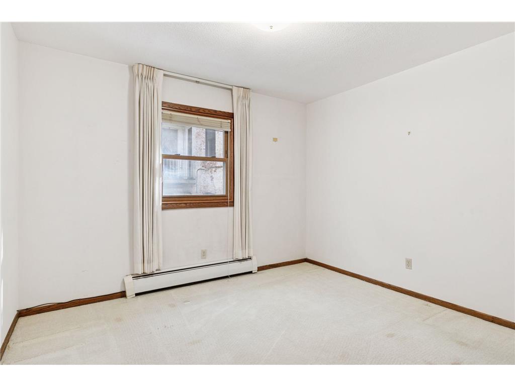 456 Summit Avenue #203 Saint Paul MN 55102 7035938 image29