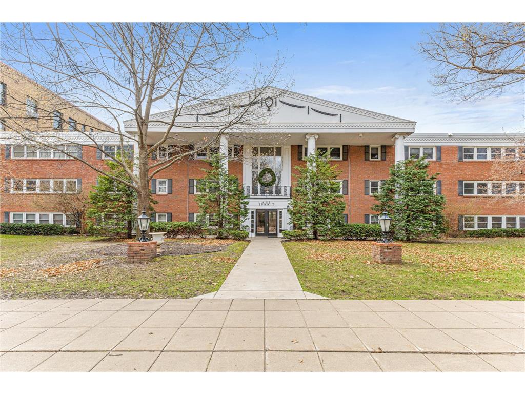 456 Summit Avenue #208 Saint Paul MN 55102 6520790 image1