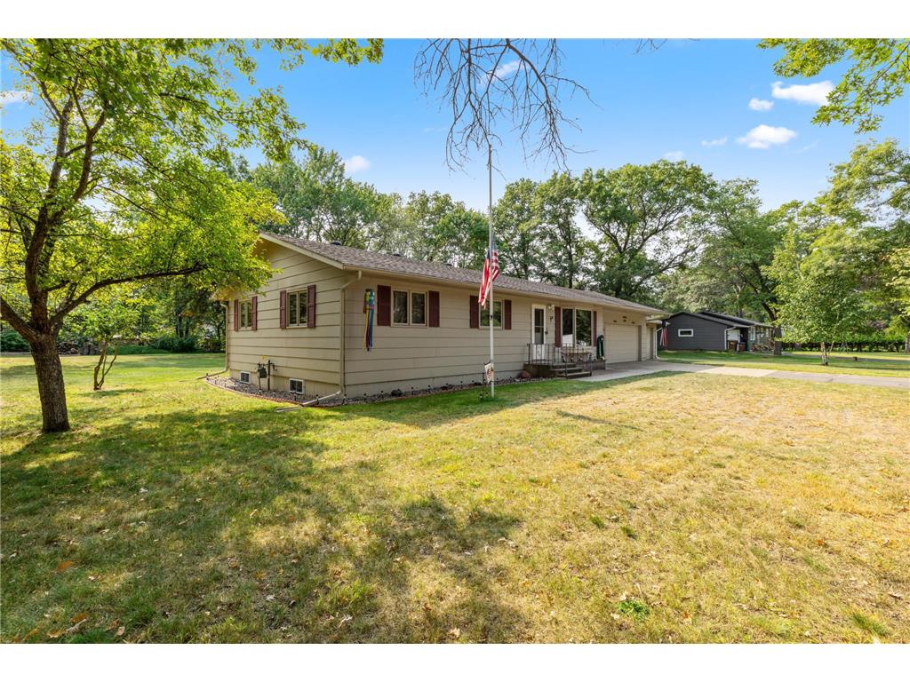 4562 Michelle Circle, Baxter, MN, 56425 MLS 6261568 Edina Realty