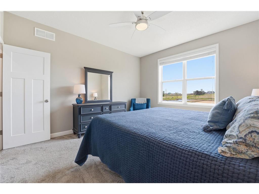 4565 Cobalt Lane Woodbury MN 55129 7071489 image28