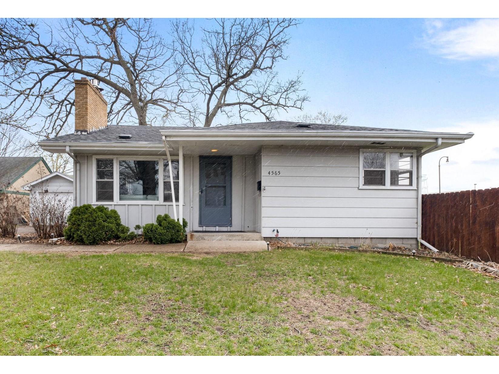 4565 Twin Oak Drive, Robbinsdale, MN 55422 MLS 5738337 Edina Realty