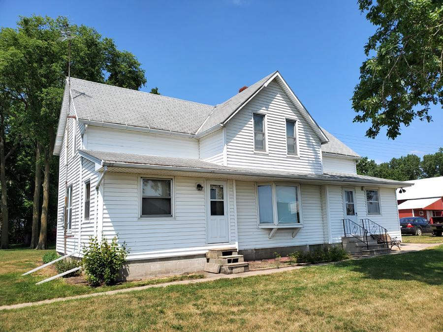 45697 170th Street, Sleepy Eye, MN 56085 MLS 6093556 Edina Realty