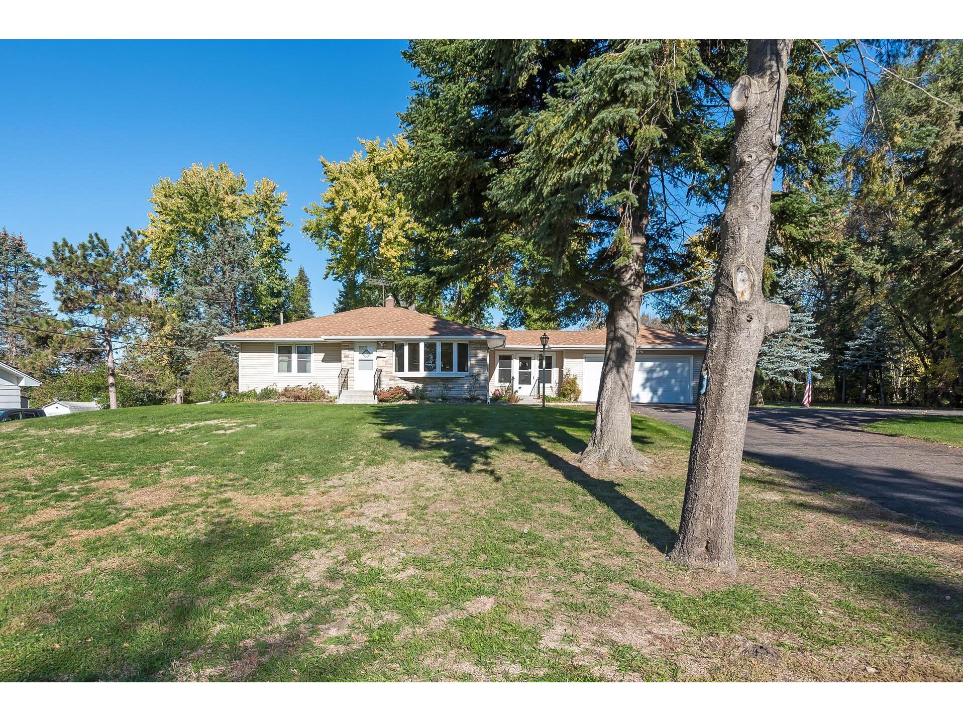 457 County Road B2 W, Roseville, MN, 55113 MLS 6119379 Edina Realty