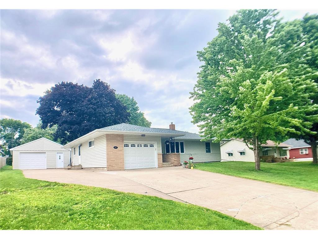 457 Division Street Gaylord MN 55334 7100600 image1