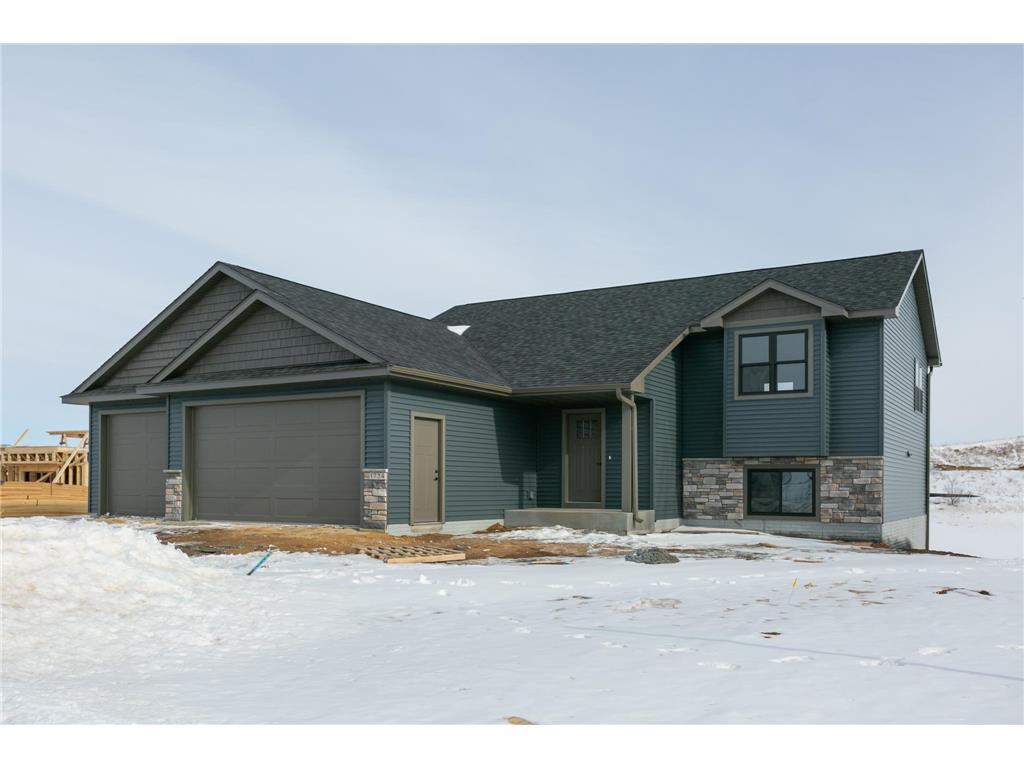 457 Gopher Court New Richmond WI 54017 6541588 image1