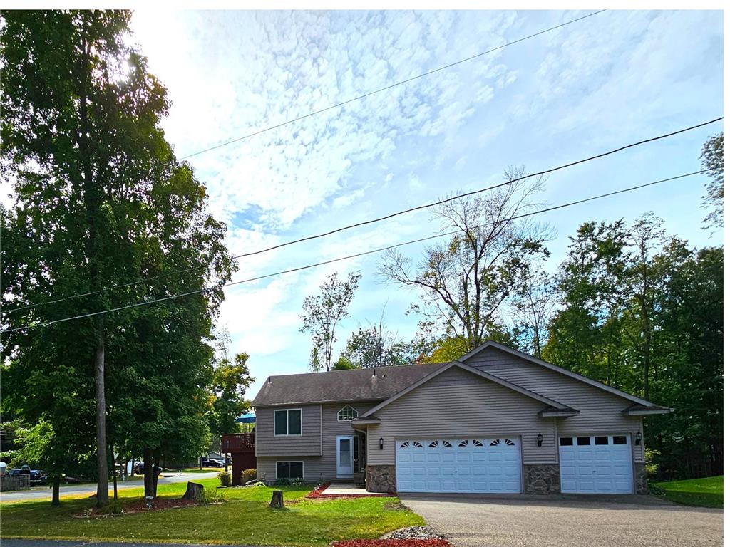 457 Maple Street Taylors Falls MN 55084 6579689 image1